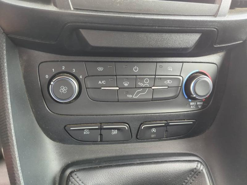 FORD Transit Connect VUL d’occasion à vendre à CARPENTRAS chez SNMA (Photo 18)