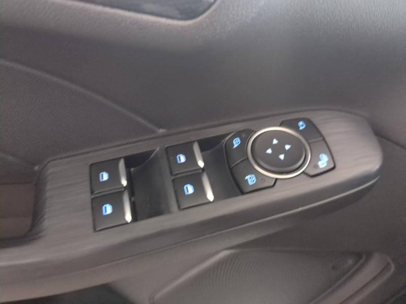 FORD Kuga d’occasion à vendre à CARPENTRAS chez SNMA (Photo 16)