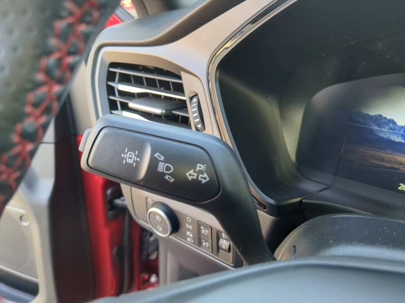 FORD Kuga d’occasion à vendre à CARPENTRAS chez SNMA (Photo 19)